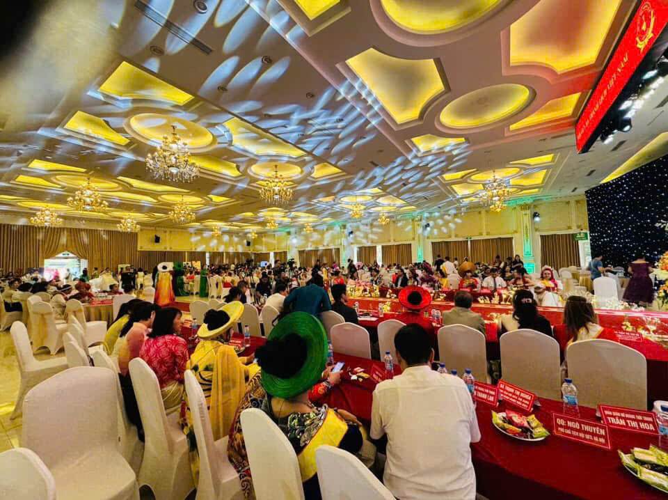 z7085203050858_2516abef017dde2729bfbe46dcaa1b7b